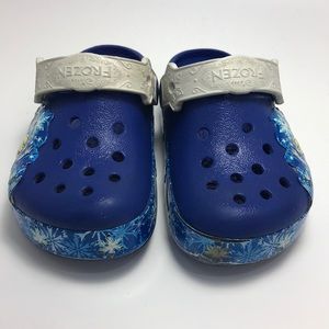 Frozen LIGHT UP CROCS